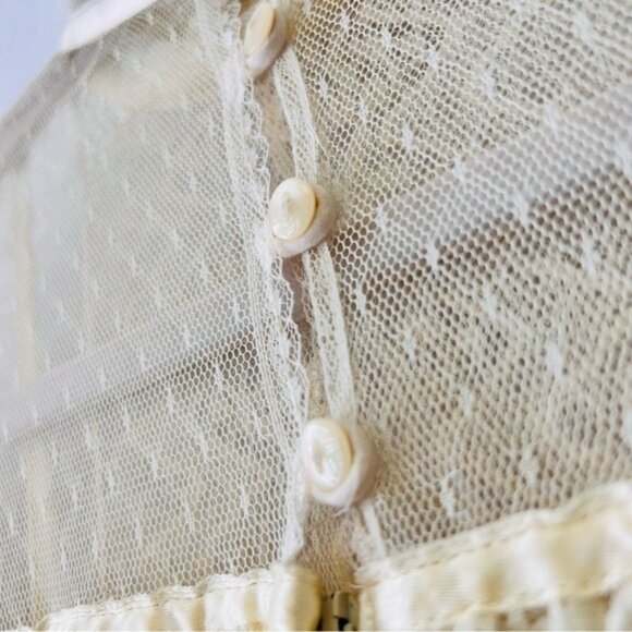 Vintage Victorian Lace Length Cream Colored Dress - Picture 13 of 13